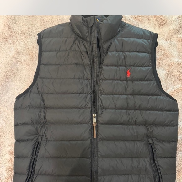 Men’s Ralph Lauren Black Quilted Vest with Red Logo - Picture 1 of 3